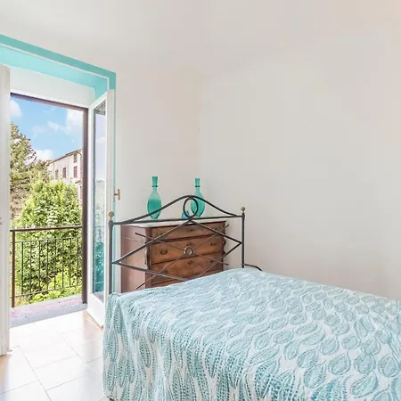 Casa La Rondine Semesterbostad Carro