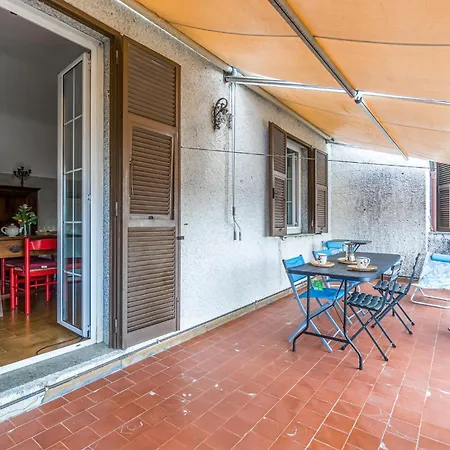 Feriehus Casa La Rondine Carro