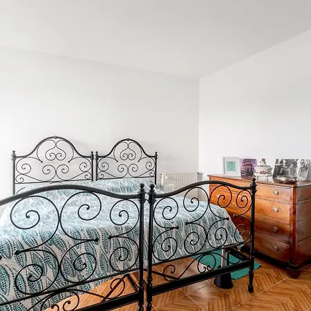 Casa La Rondine בית נופש *
